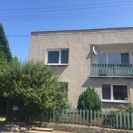 Spacious Apartment With Free Parking Зволен Экстерьер фото